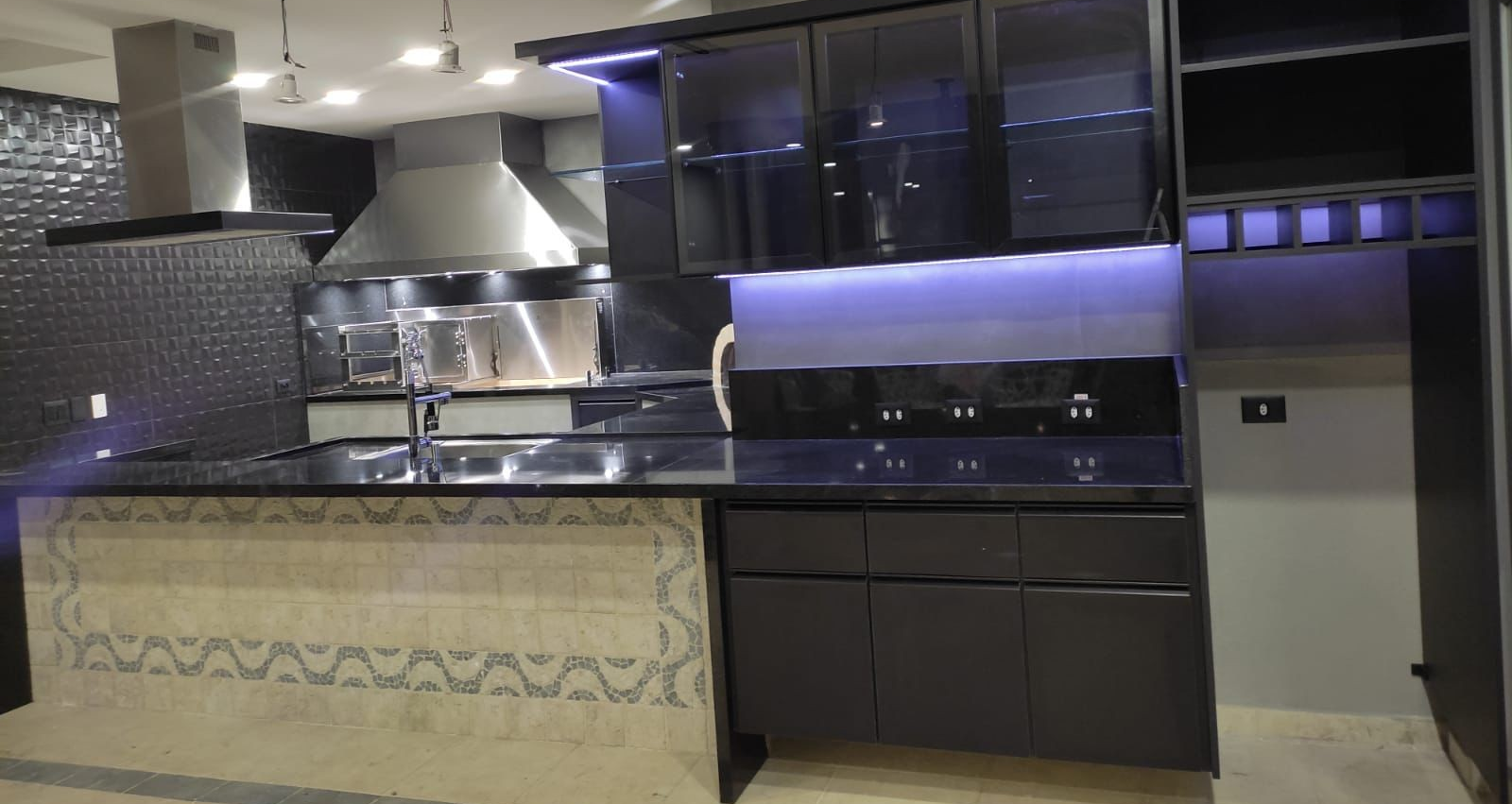 mais inox, cozinha industrial, varanda goumert, área gourmet, refrigeradores, camara fria, inox, expositores, balcão serf service, cervejeiras, balcão refrigerado, restaurantes, residencia, comercio, suermercado, açougue, hotel, condomínio, padaria, bares, ribeirão preto, sertãozinho, brodowski, cravinhos, jardinopolis